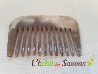 Peigne africain en corne