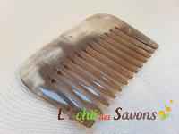 Peigne africain en corne