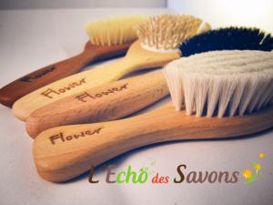 Peignes et brosses à cheveux